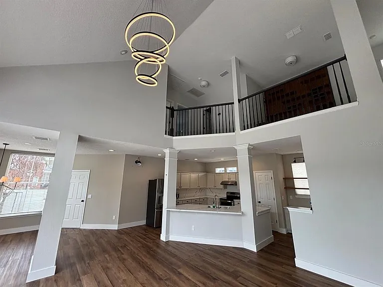 903 Yew Ct — Photo 14
