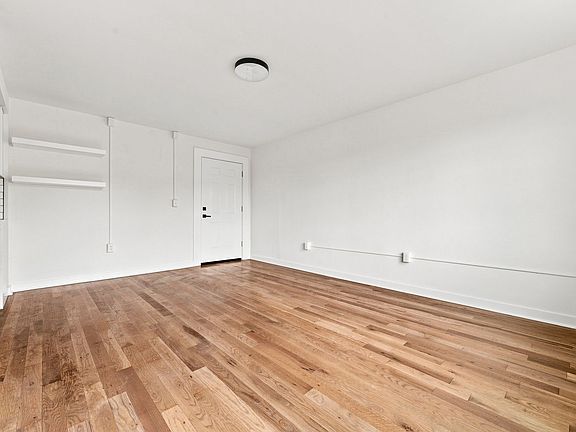 3rd image of 5440 5th Ave APT 17