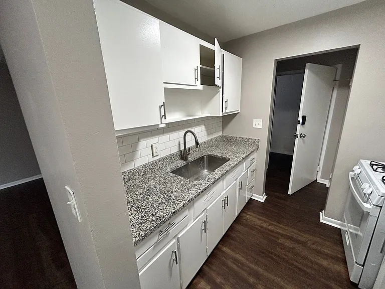 The Skye Apartments — Photo 11