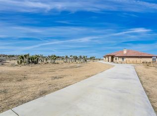 6028 Nielson Rd, Phelan, CA 92371