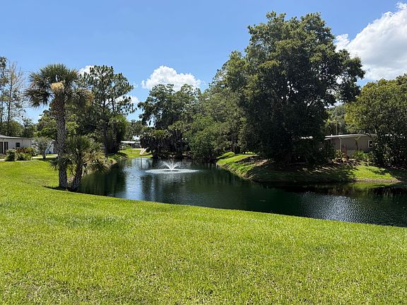 2nd image of 6409A Lakewood Dr #998