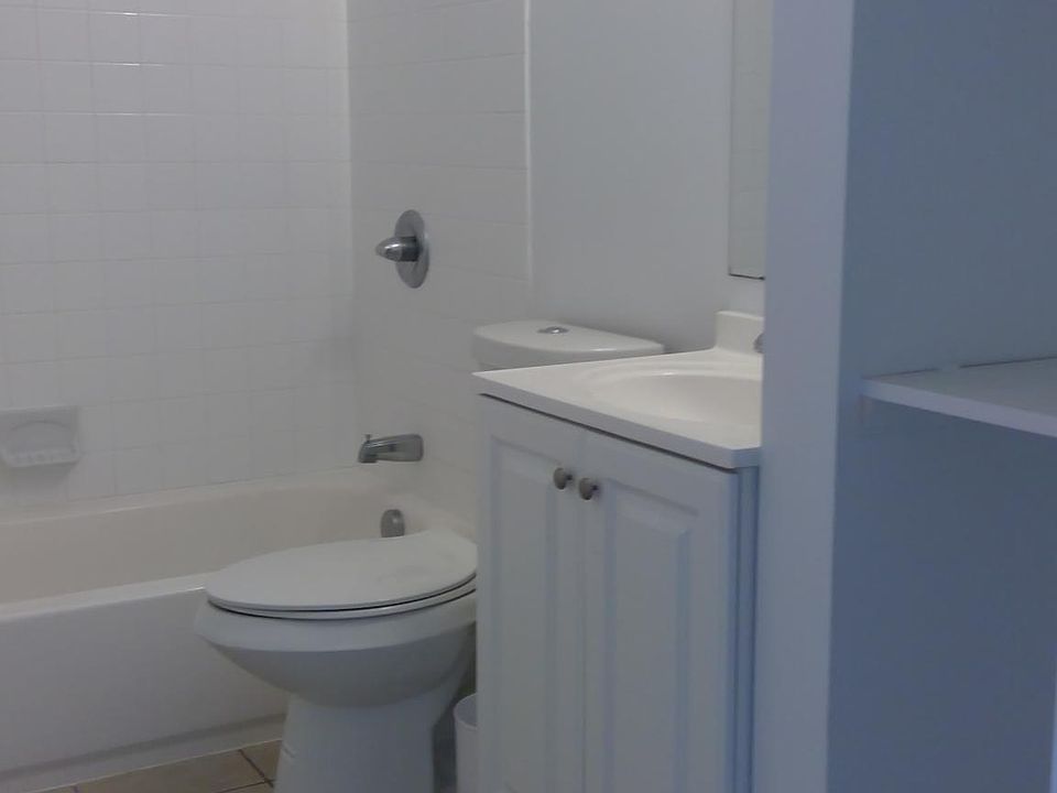 This is one of 2 full baths.