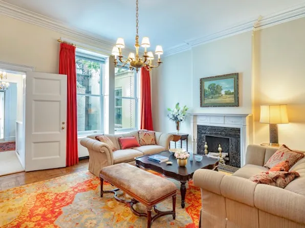 15 East 62nd Street image 4 of 12