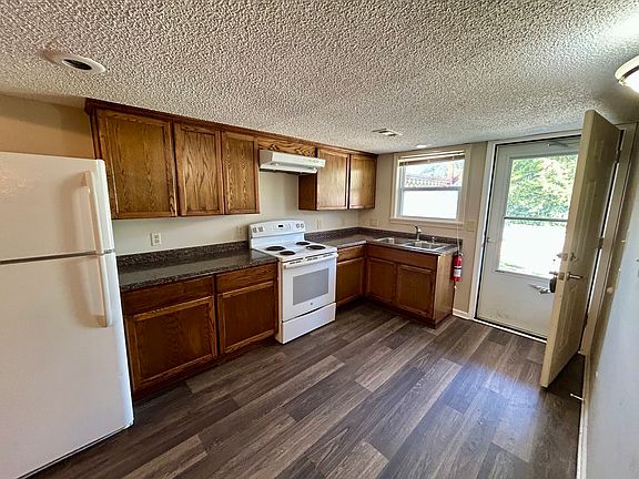 2nd image of 2442B Ousdahl Rd