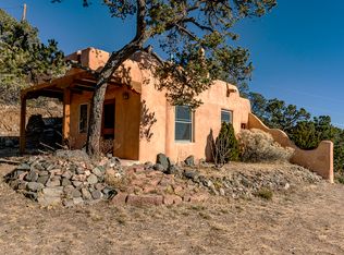 33 San Sebastian Rd, Santa Fe, NM 87505