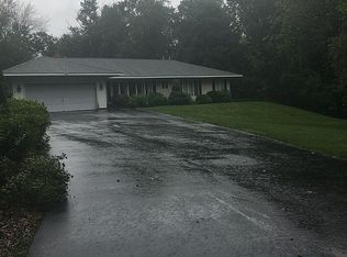 100 Vincent Rd, Bristol, CT 06010