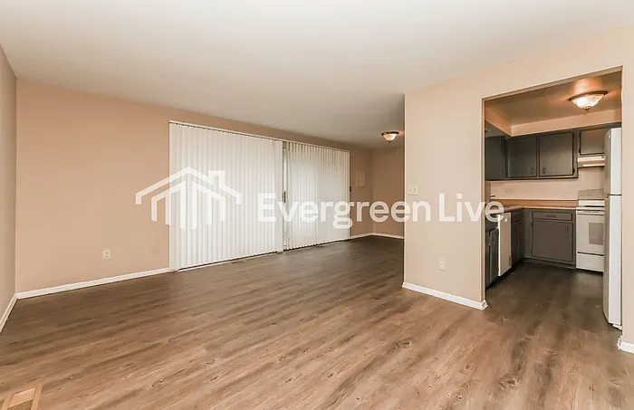 7689 Mount Hood Dr — Photo 7