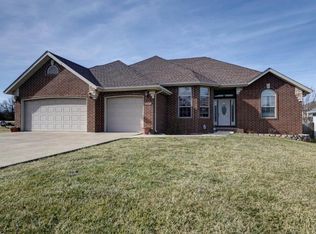 3107 N Nixon Ave, Springfield, MO 65803