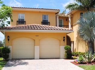 8224 NW 107th Ter, Parkland, FL 33076