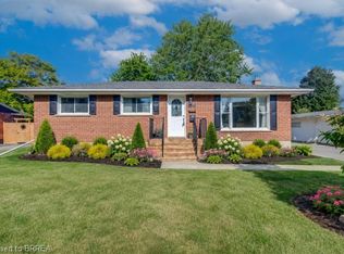 62 Forsythe Ave, Brantford, ON N3R 3L7
