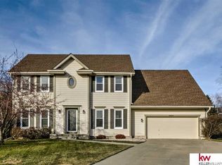 5920 S 175th Avenue Cir, Omaha, NE 68135