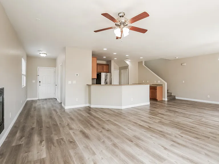 1417 Beams Ave — Photo 6