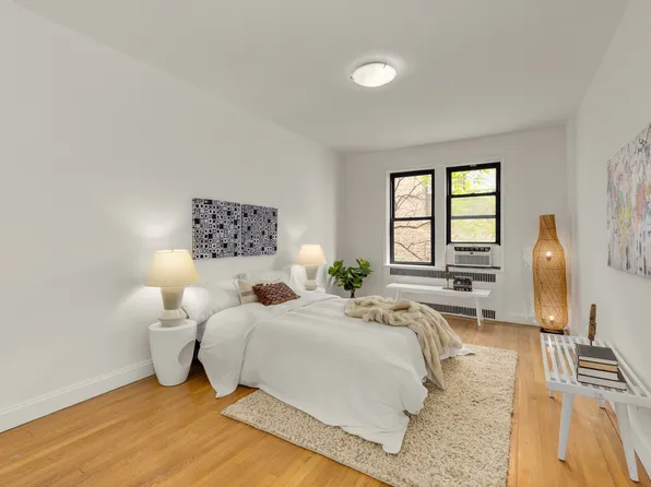 225 West 25th Street 3C image 5 of 5