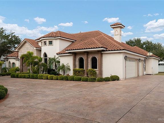 4th image of 801 E Sundown Dr