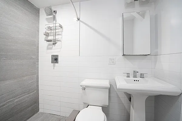 Rented by Compass | media 11