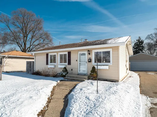 8421 17th AVENUE, Kenosha, WI 53143