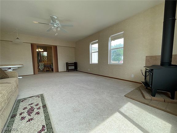 2nd image of 86 Cottontail Ln