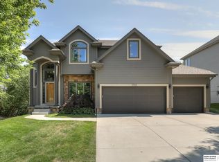 17313 Sharp St, Omaha, NE 68130