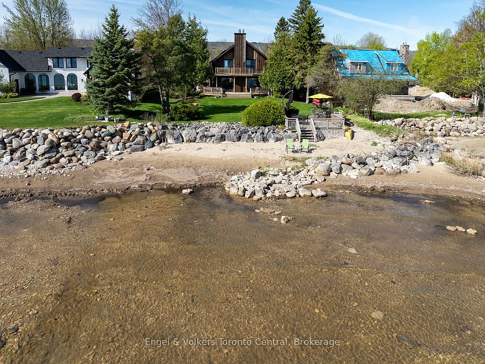 1st image of 49 Madeline Dr