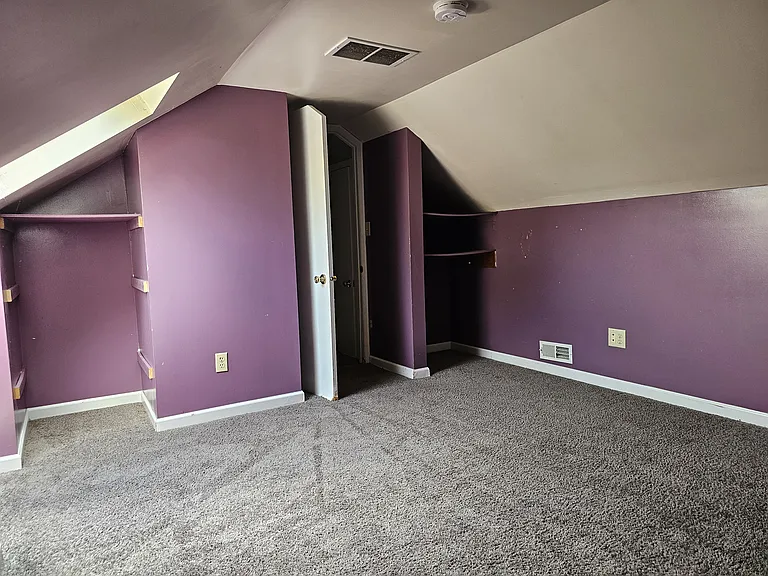1227 Jackson St — Photo 13