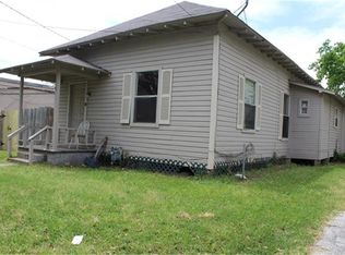 411 N Avenue C, Humble, TX 77338