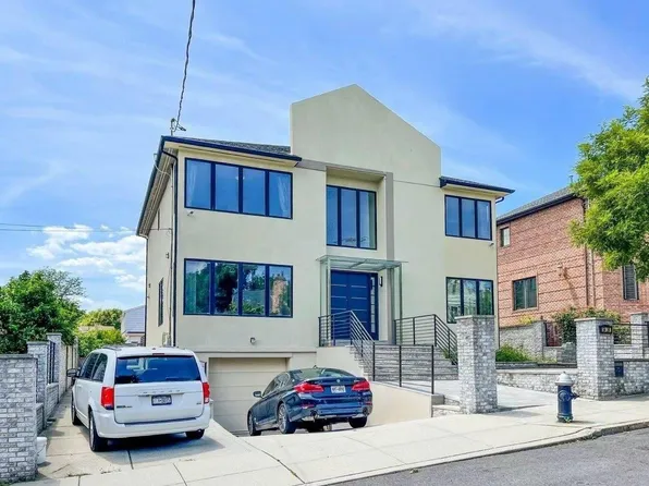 54-24 253rd Street, Little Neck, NY 11362