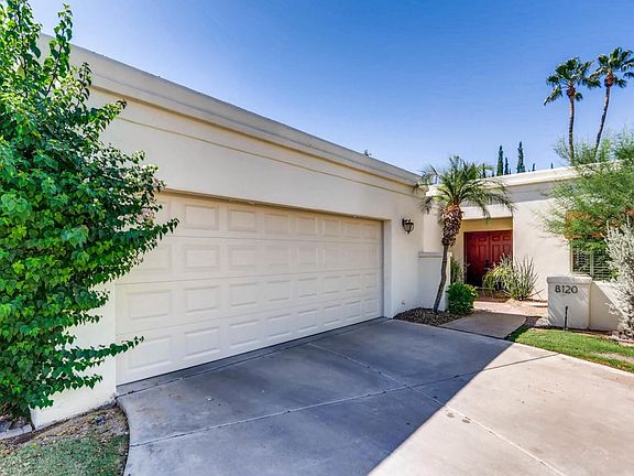 Side entry garage