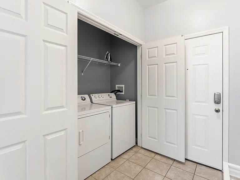 8102 Princess Palm Ln #305 — Photo 10