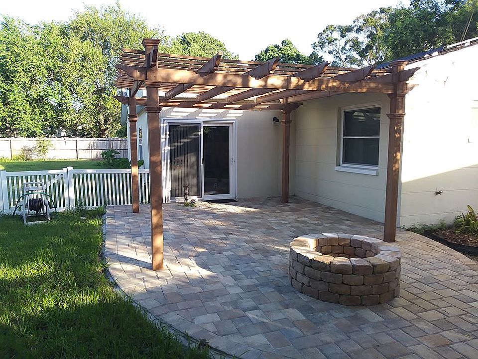 2nd image of 7496 Norwich Ln