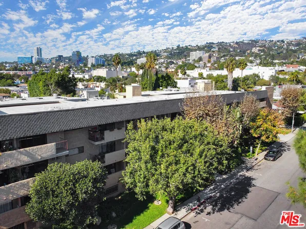 837 N West Knoll Dr APT 112, West Hollywood, CA 90069