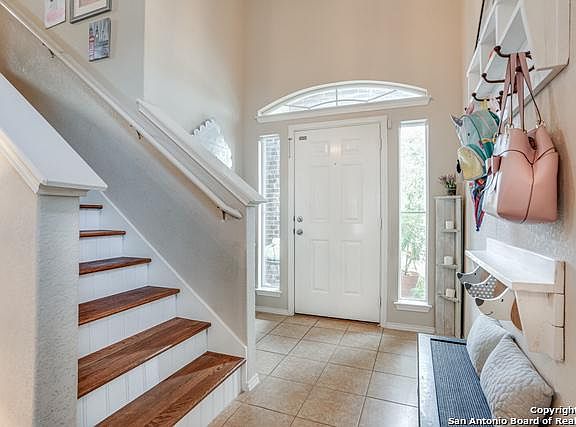 4th image of 2113 Sinclair Dr
