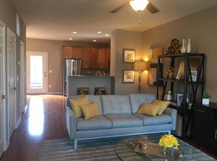 136 Longwood Dr, Charlottesville, VA