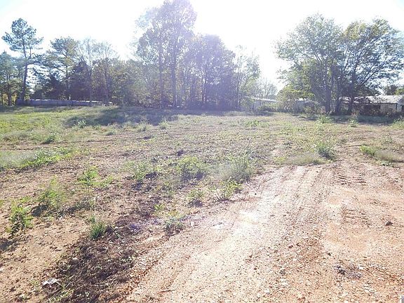 2nd image of 500 Little Bear Hwy
