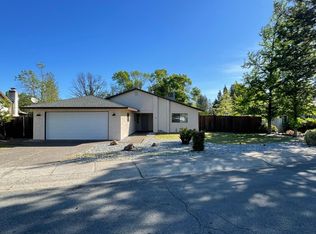 4146 Villa Dr, Redding, CA 96001