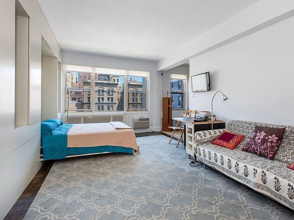 1st image of 45 W 10th St APT 8J