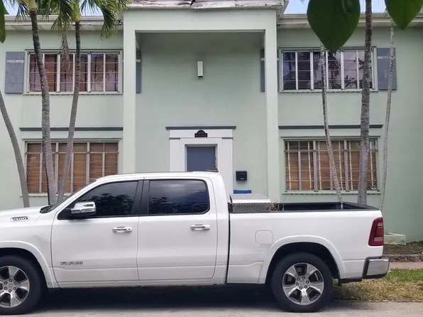4300 Royal Palm Ave, Miami Beach, FL 33140