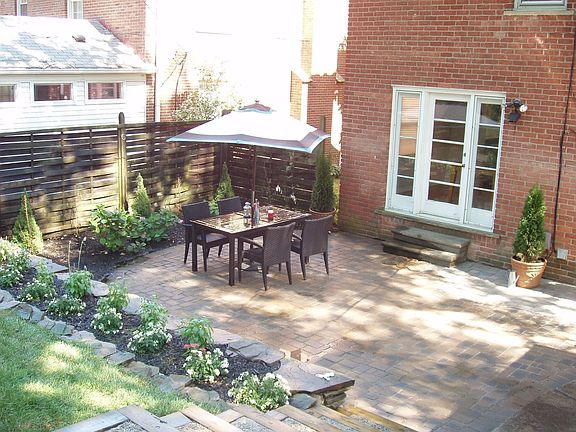 New Brick 600 Sq Ft Patio