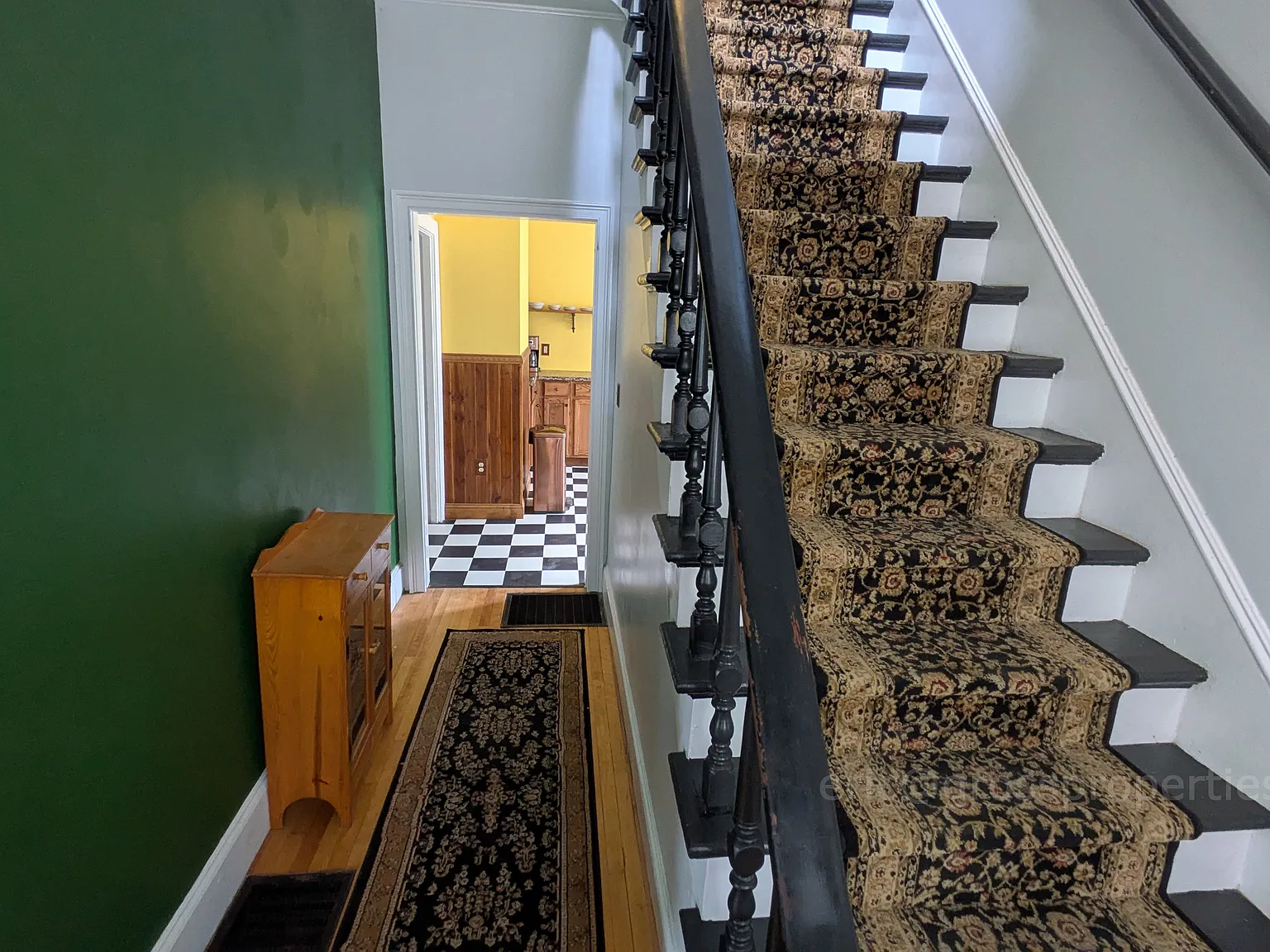 4 bed, 1200 sqft, $1,850 — Photo 4
