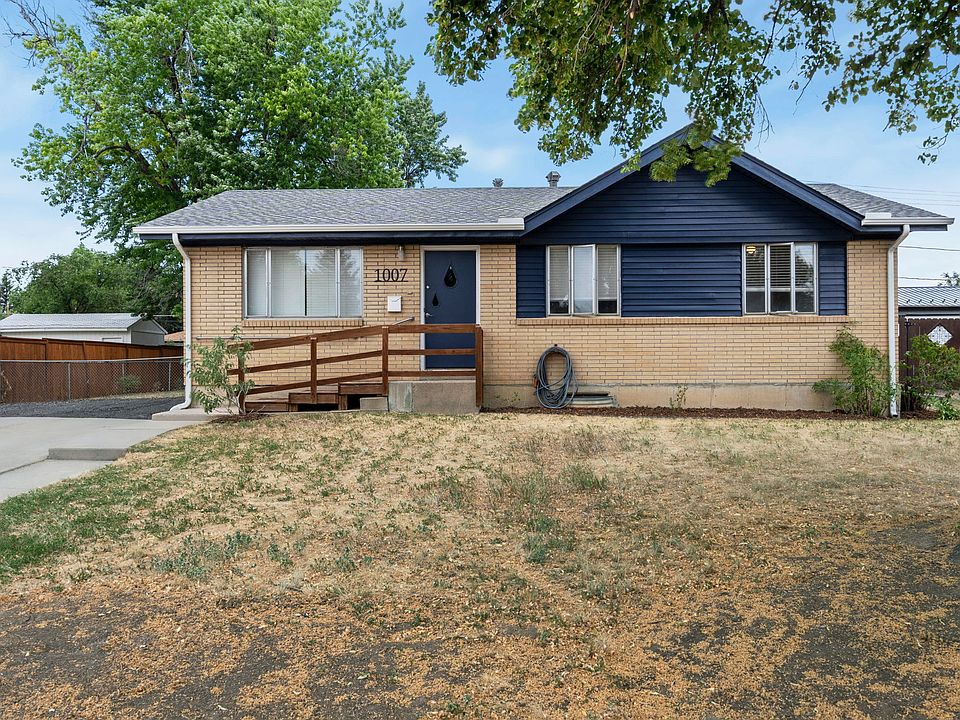 1st image of 1007 Redwood Dr