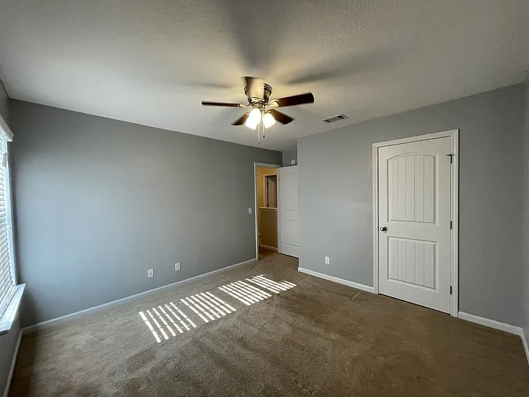 1322 Windrow Dr — Photo 12