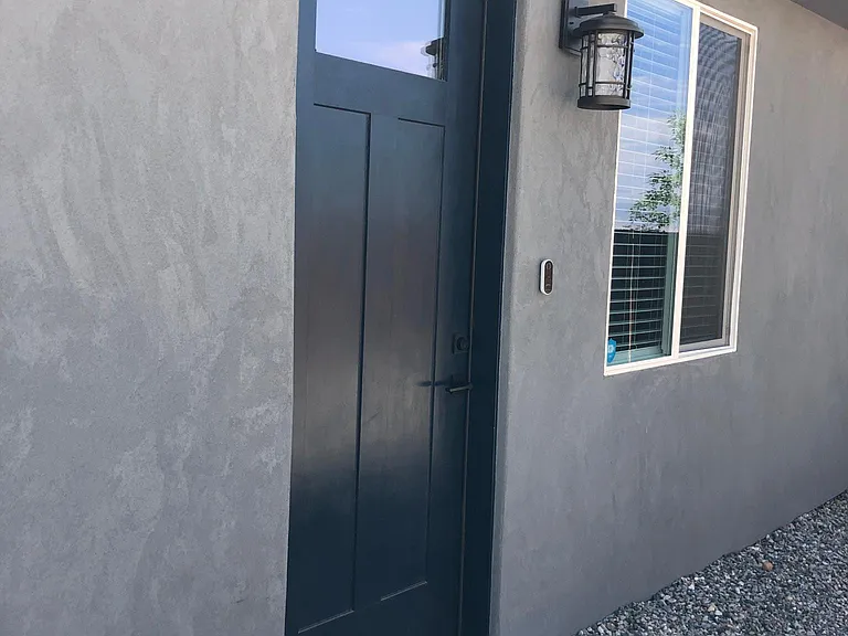 1142 E Majestic Court Dr — Photo 1