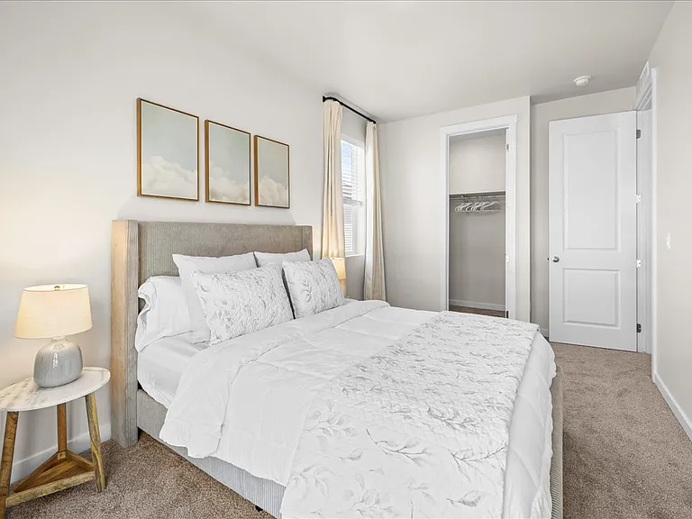 Queen Guest Room #1