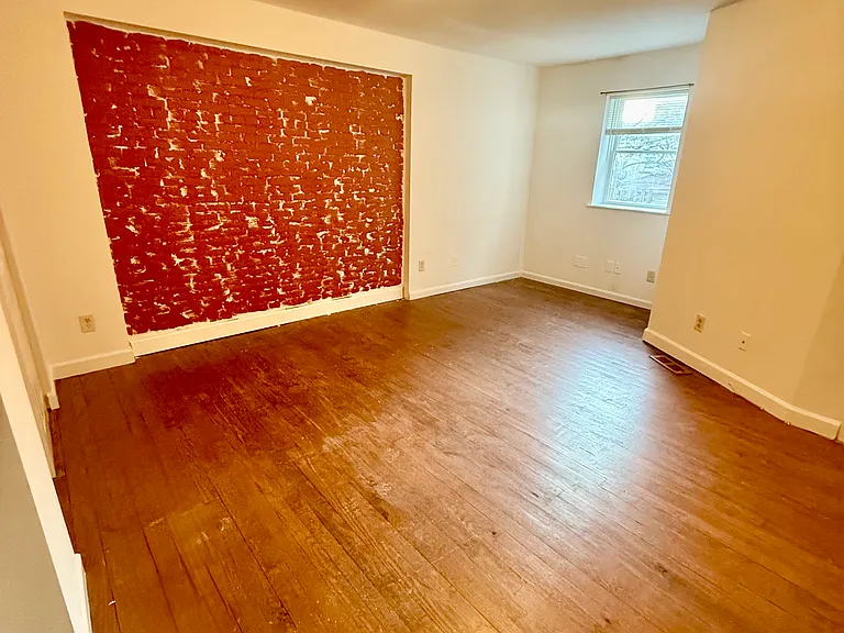 918 S Hanover St #1 — Photo 14