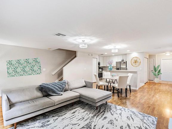 3rd image of 16248 Sierra Palms Drive #16248