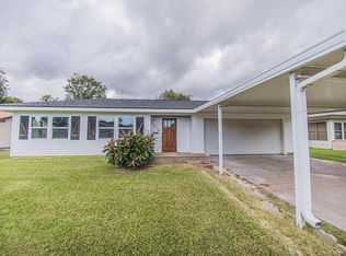 2310 10th St, Port Neches, TX 77651