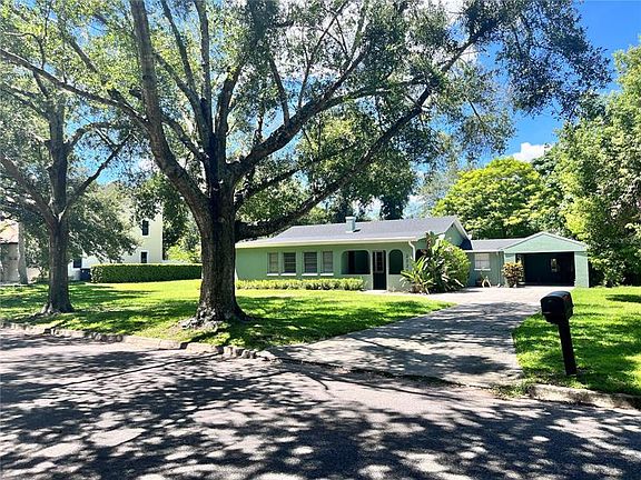 2nd image of 2221 Hawick Ln