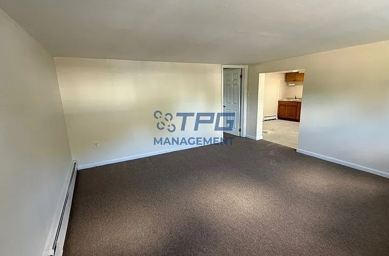 110 Buckelew Ave #7 — Photo 4
