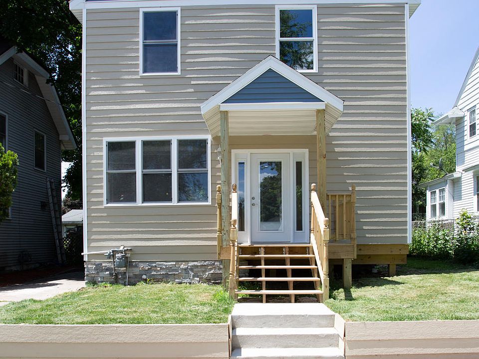 1st image of 1021 Union Ave SE