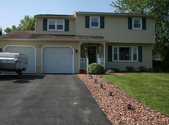 4th image of 8028 Trina Cir