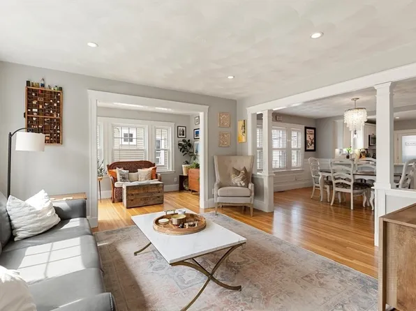 36 Ashland St #36, Medford, MA 02155